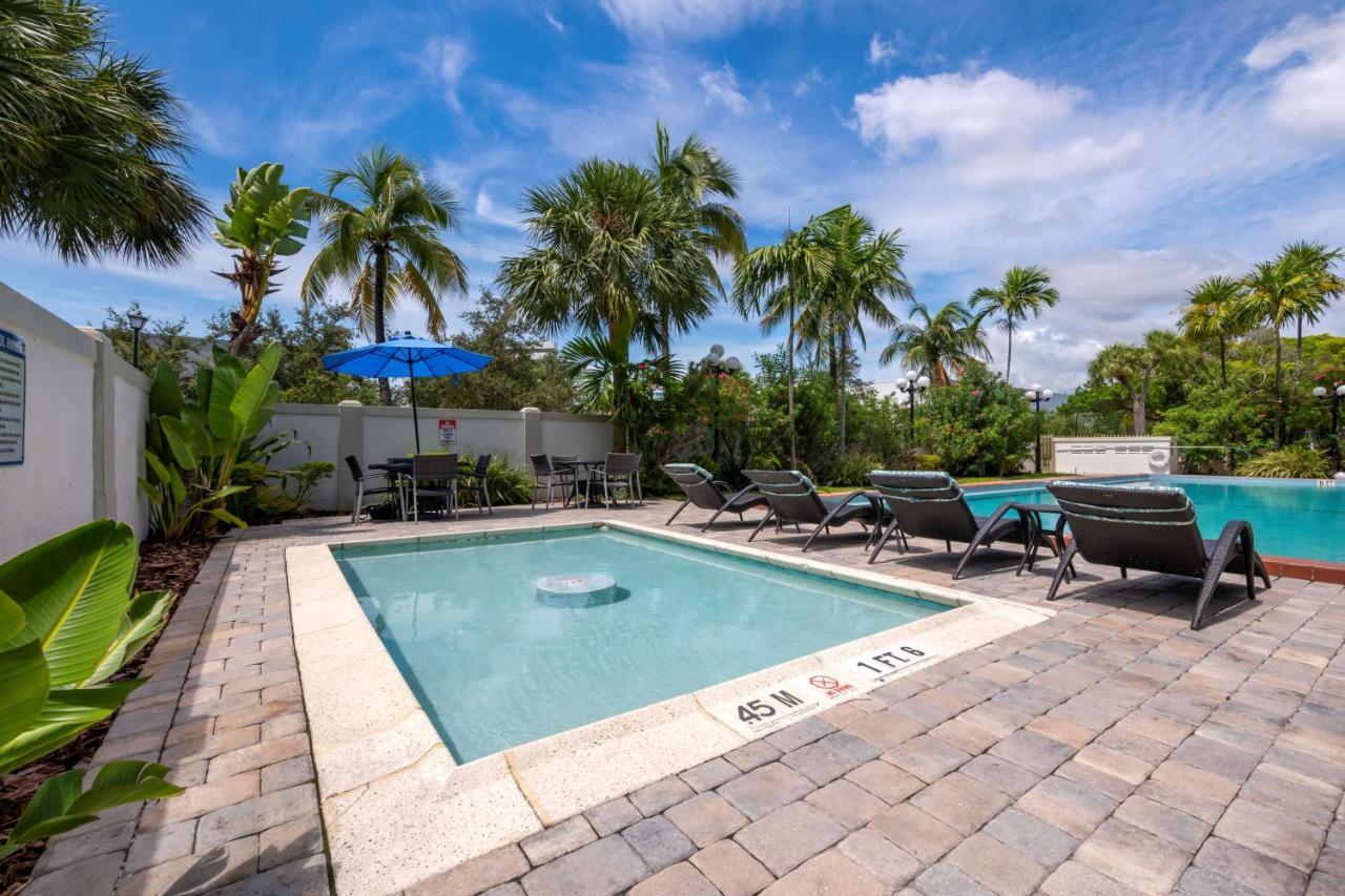 Best Western Plus North Miami-Bal Harbour Ngoại thất bức ảnh