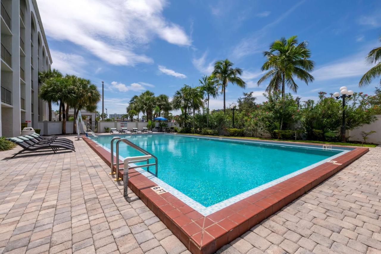 Best Western Plus North Miami-Bal Harbour Ngoại thất bức ảnh