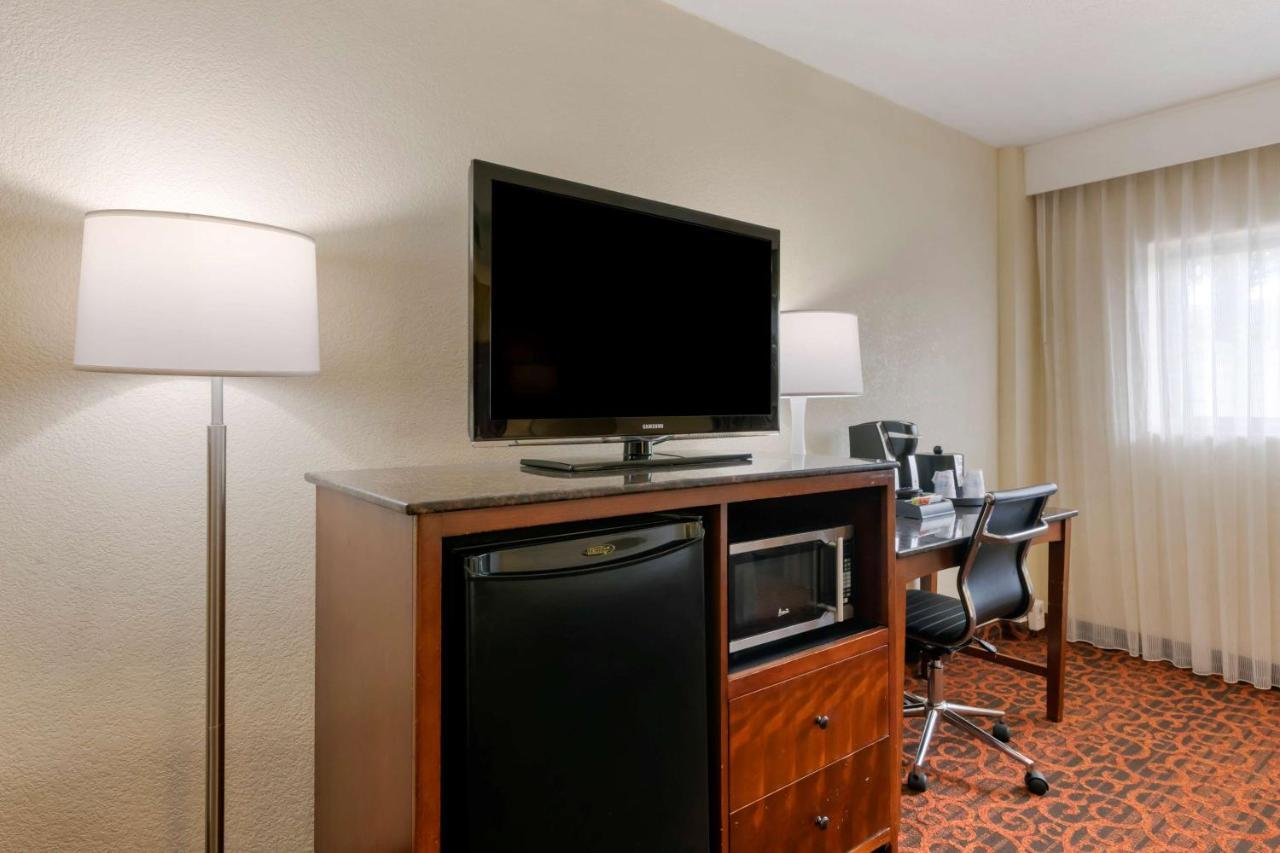 Best Western Plus North Miami-Bal Harbour Ngoại thất bức ảnh