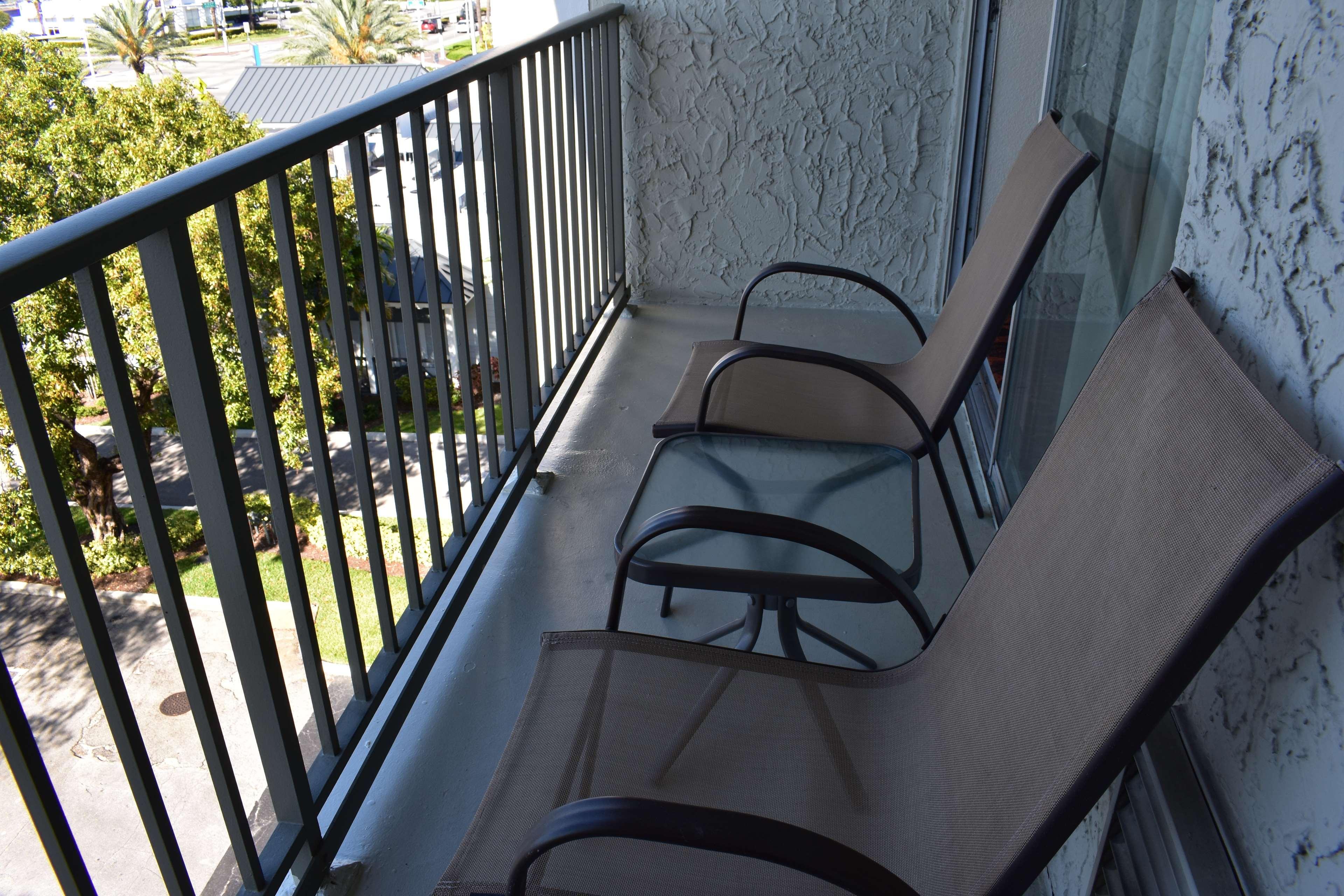 Best Western Plus North Miami-Bal Harbour Ngoại thất bức ảnh